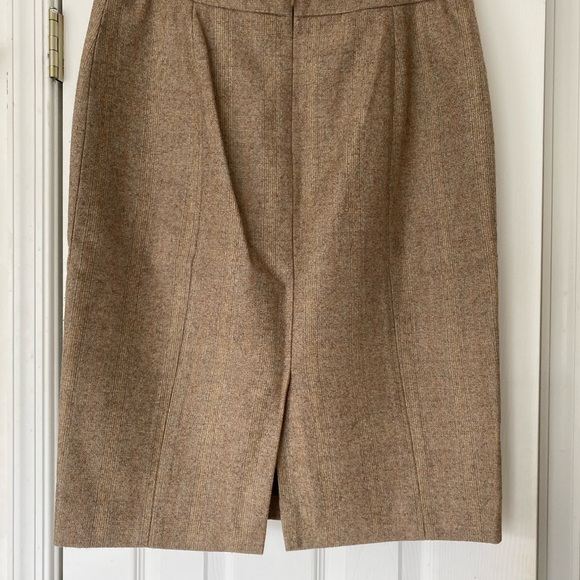 Brooks Brothers Wool Pencil Skirt Size 4 - Picture 2 of 3